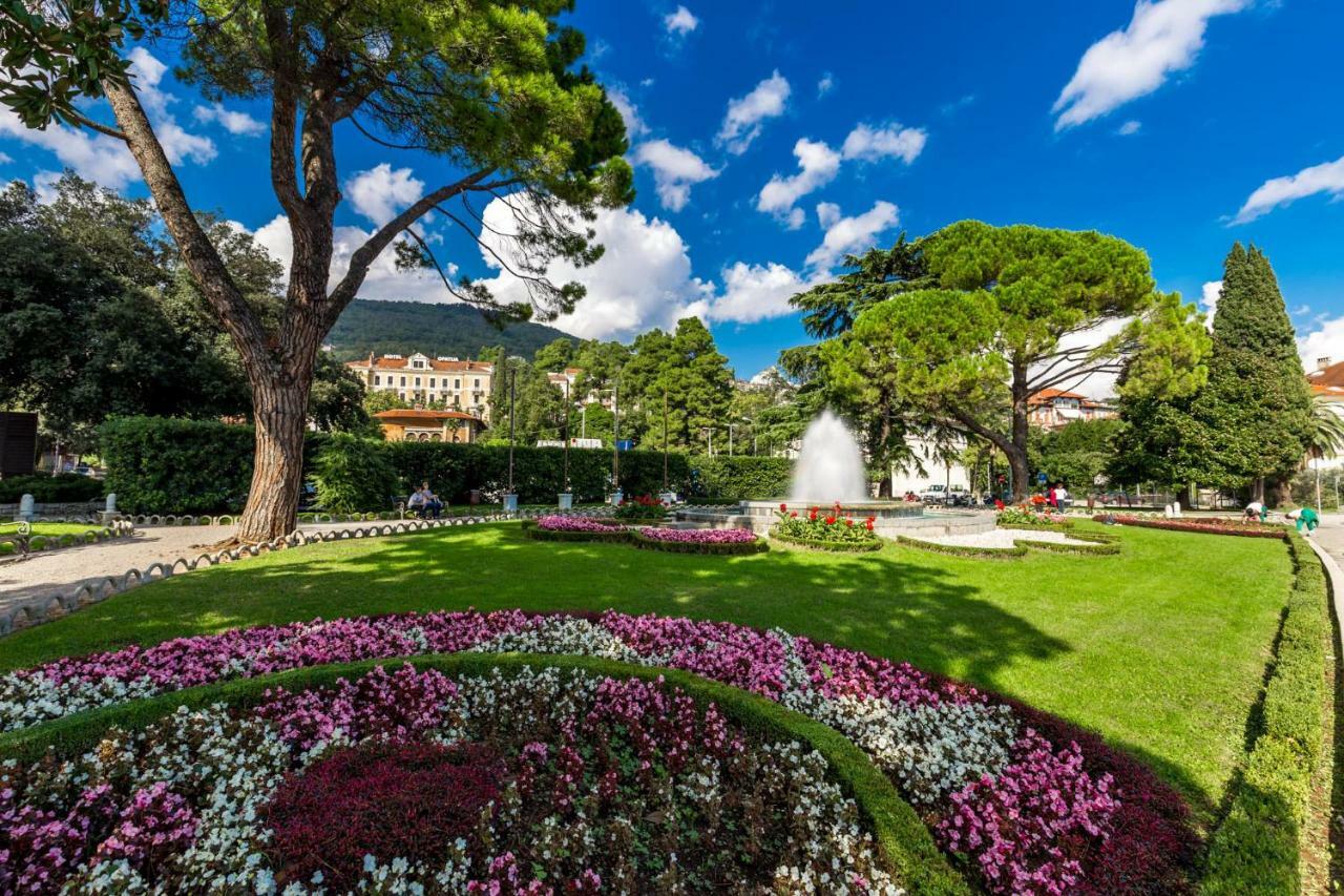 Apartment Fiorentina Opatija Luaran gambar