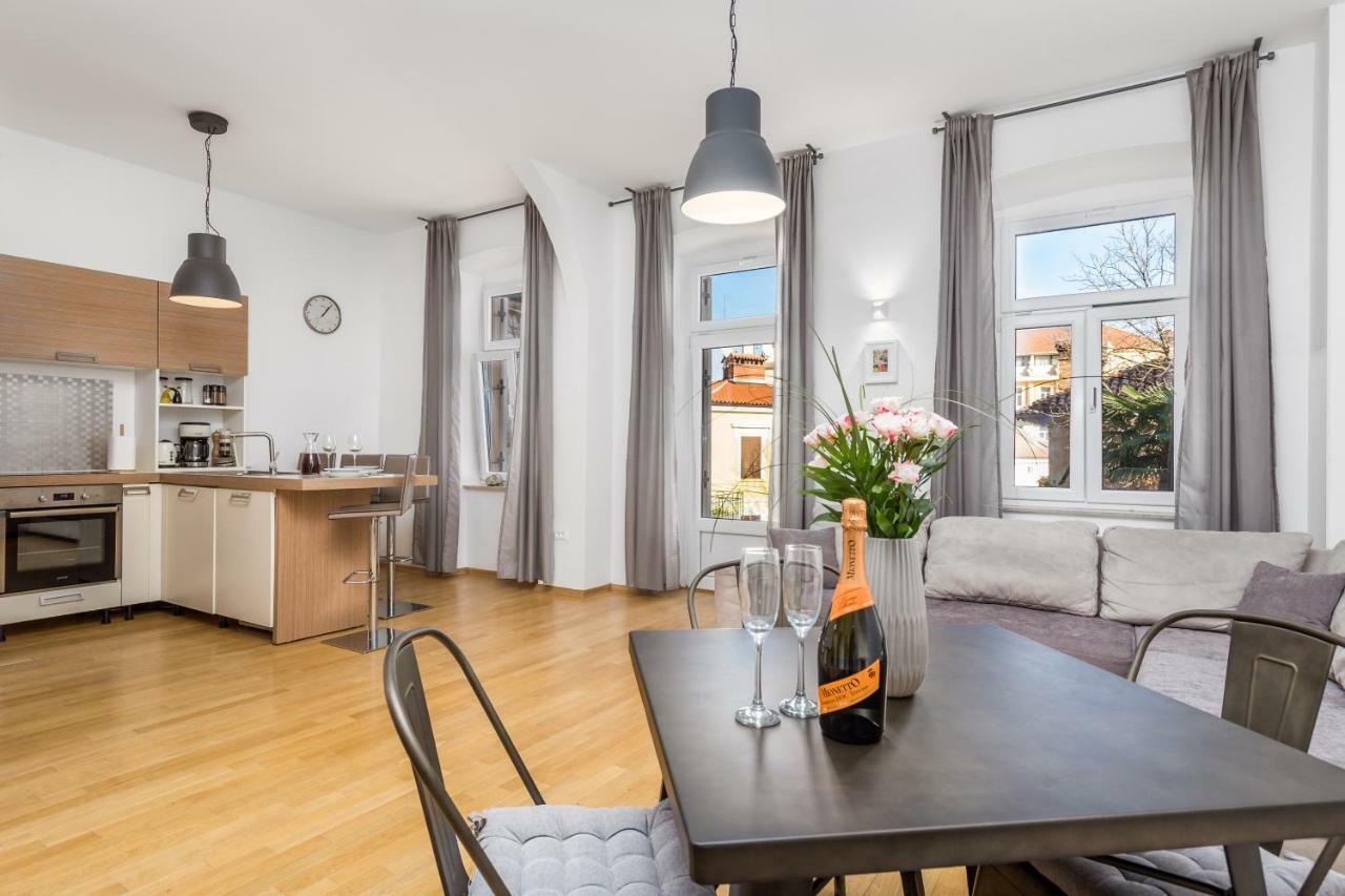 Apartment Fiorentina Opatija Luaran gambar