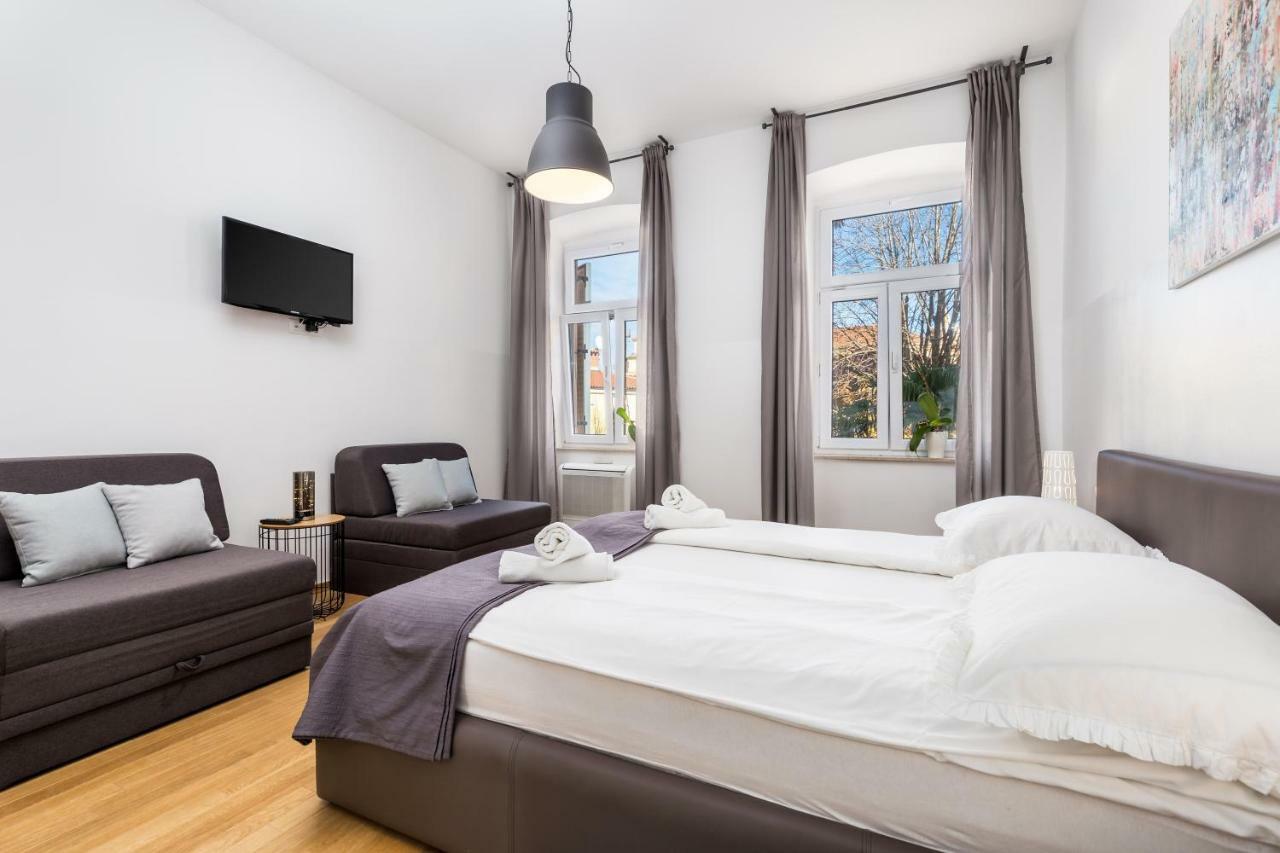 Apartment Fiorentina Opatija Luaran gambar